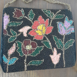 Dahlia / handembriodered Bag