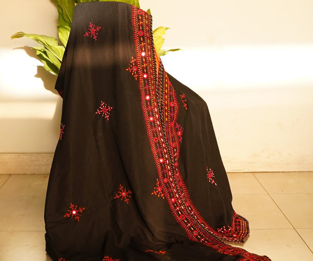 Best embroidered handmade shawls online in Pakistan