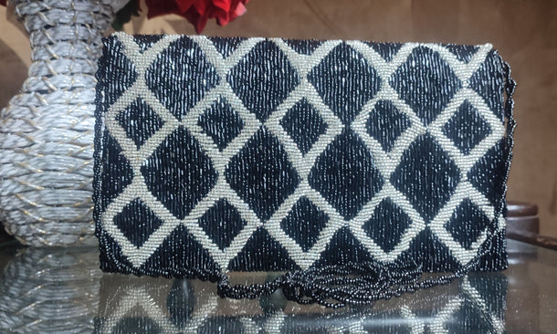 handmade embroidered bags for women online in Pakistan