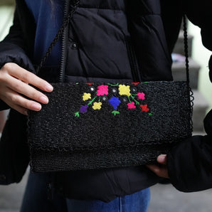 Nishaat seedbeads clutch