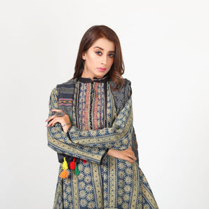Ajrak stole